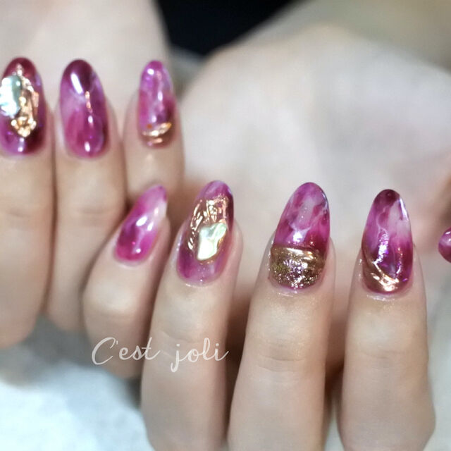 ピンクの大理石 ネイルやマツエクの最新デザインや技術 熊本市のnail Salon C Est Joliでお洒落を実現